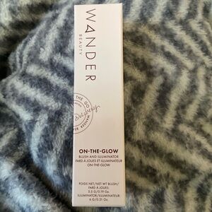 Wander Beauty On-The-Glow Blush and Illuminator